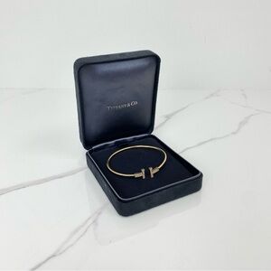 Tiffany & Co T Dimond Wire Bracelet